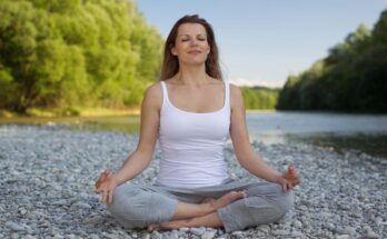 Women's health, symptoms of disease in women, health warnings, early detection, wellness for women